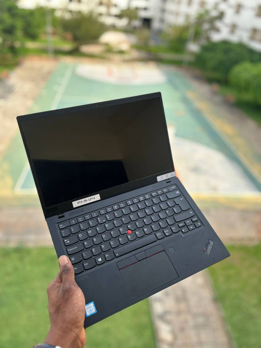 LENOVO THINKPAD X1 CARBON (i7 8TH GEN)
