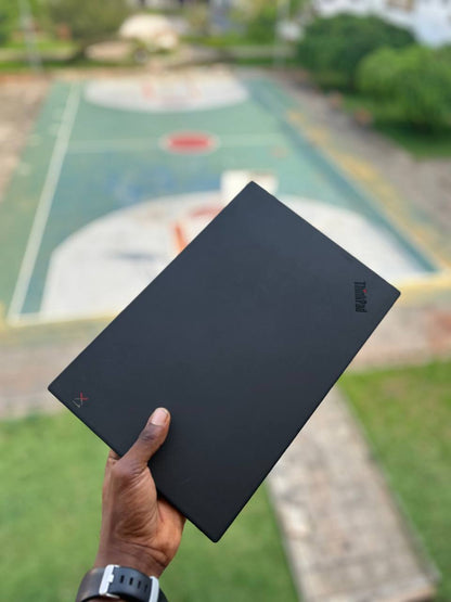 LENOVO THINKPAD X1 CARBON (i7 8TH GEN)